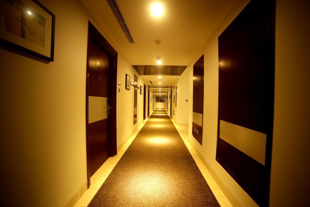 Отель Olive Downtown Коччи Экстерьер фото